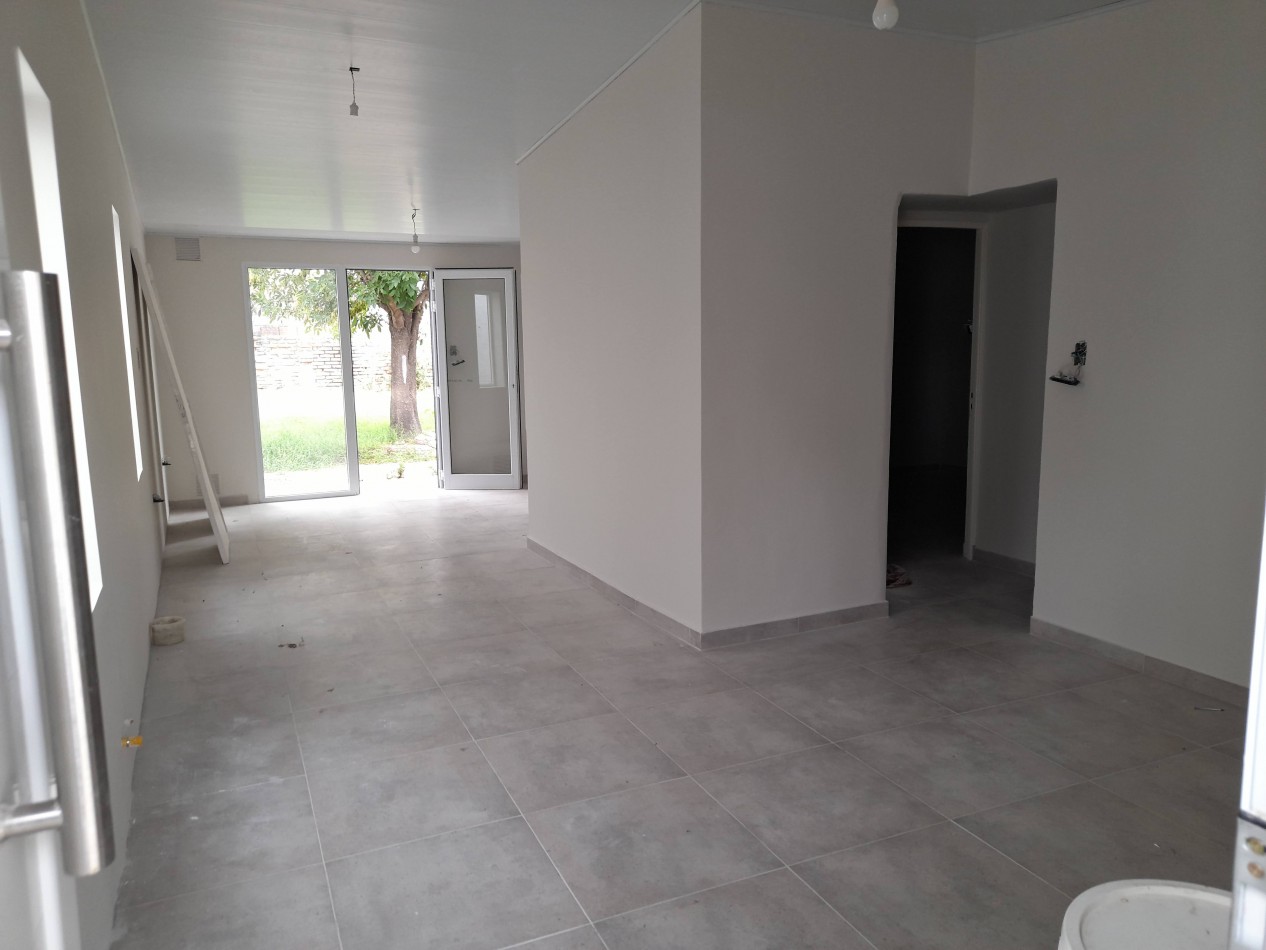 SE VENDE casa remodelada en B Mosconi