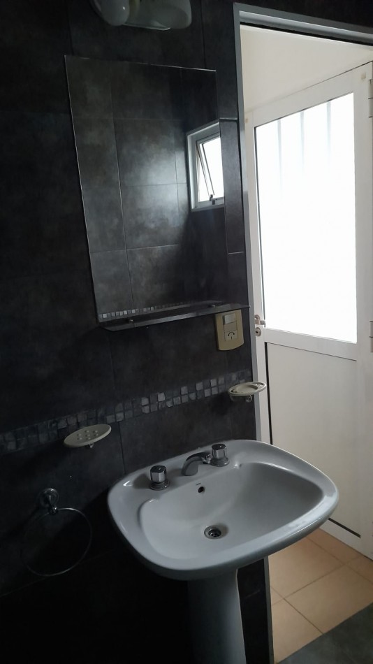 SE ALQUILA DPTO DE 1 DORMITORIO + COCHERA