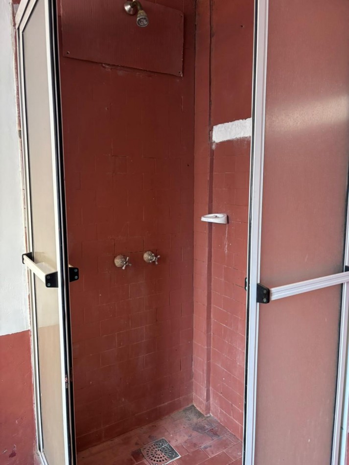 ALQUILADO ---SE ALQUILA DPTO INTERNO CON PATIO SECO ECONOMICO