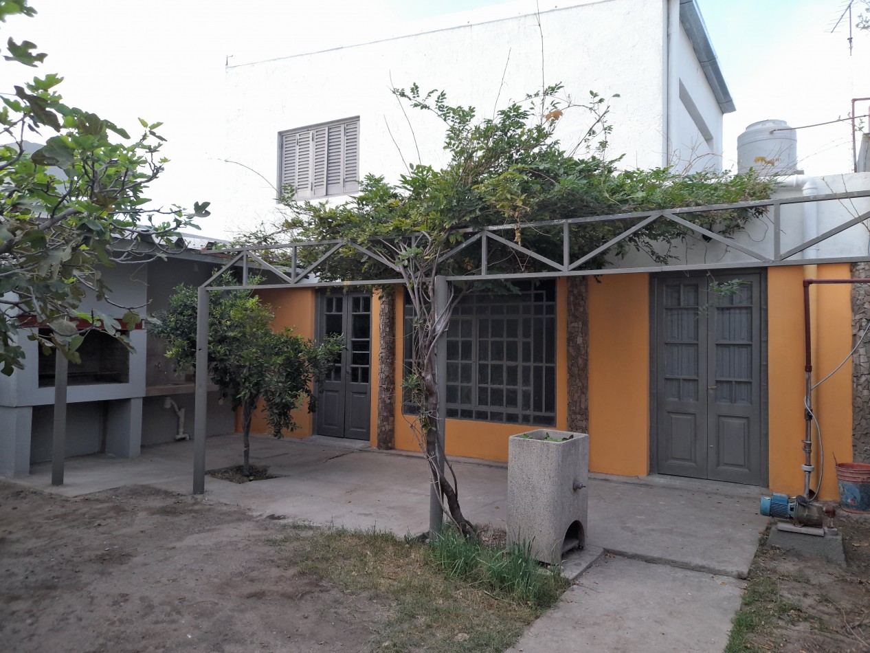 SE ALQUILA CASA INTERNA B 9 DE JULIO