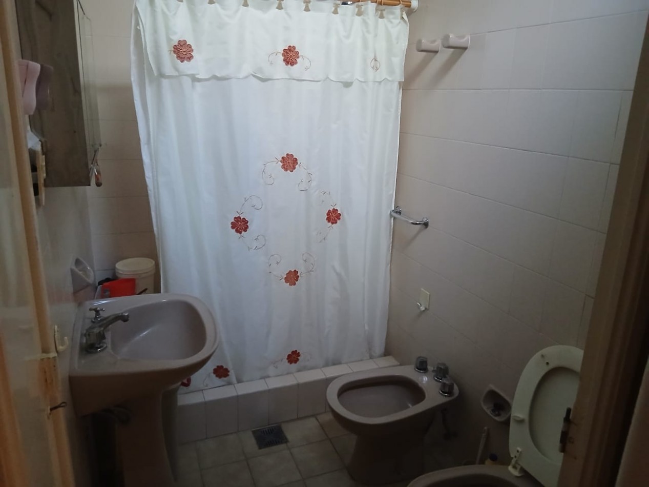 OPORTUNIDAD! CASA A LA VENTA TODOS LOS SERVICIOS
